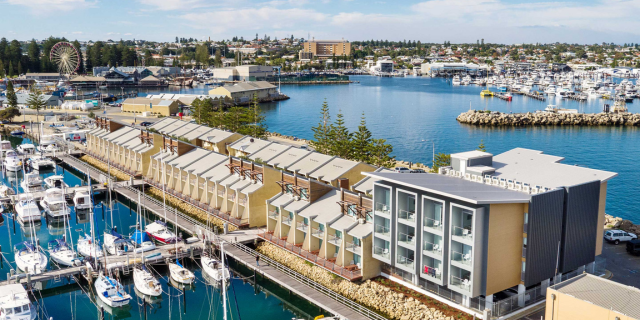 waterside apartments in fremantle