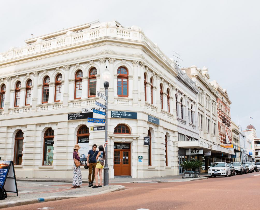 High Street, West End