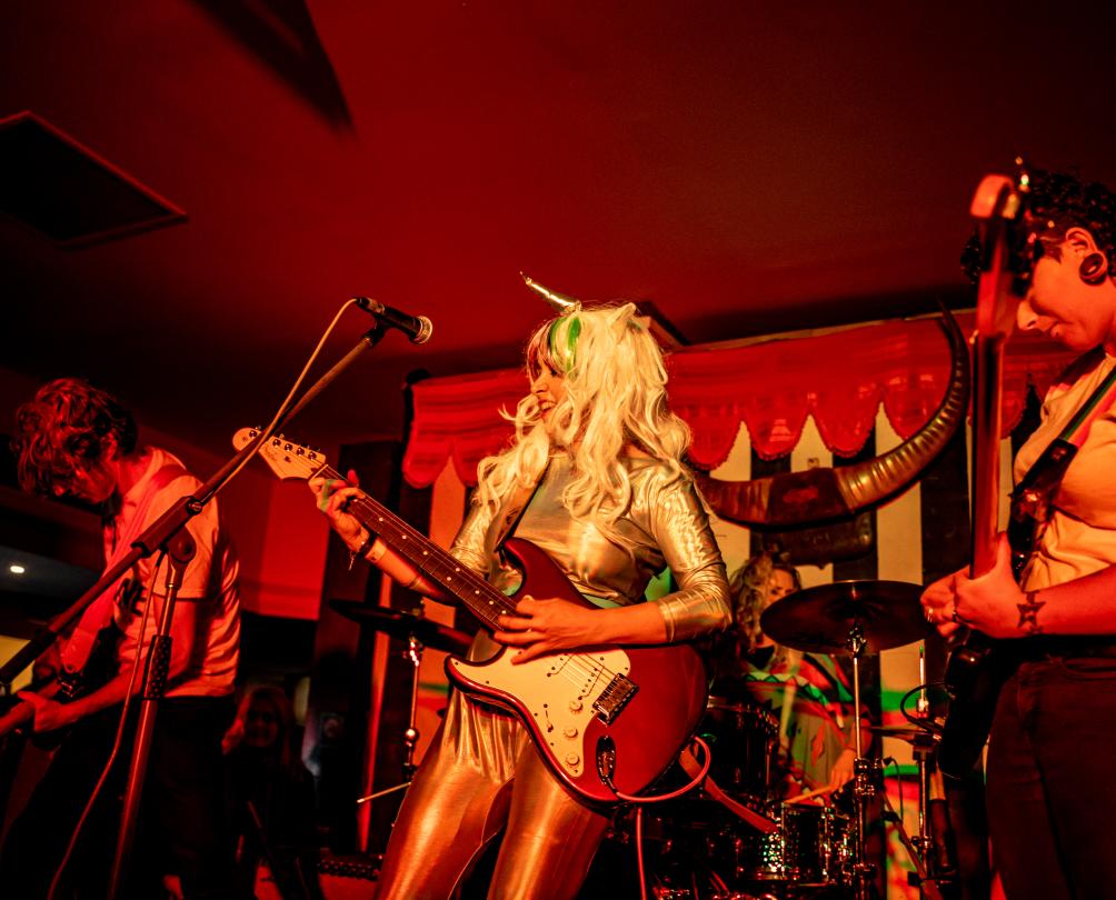 Live music captured by Tashi Hall 