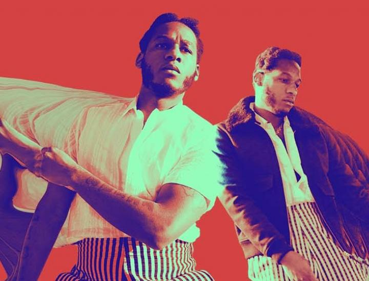 Two images of Leon Bridges moving on red background